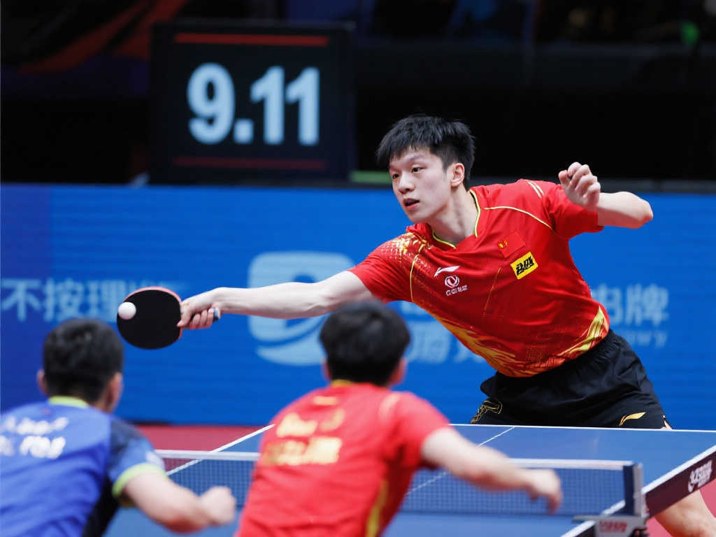 惊心动魄!王楚钦决胜局9-9大胆长球,赛前豪言再显霸气🗣️ 惊心动魄!王楚钦决胜局9-9大胆长球,赛前豪言再显霸气🗣️